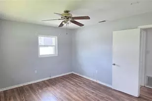 204 Bobbie Cir, Lakeland, FL 33813 - Photo 12