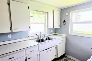 204 Bobbie Cir, Lakeland, FL 33813 - Photo 10
