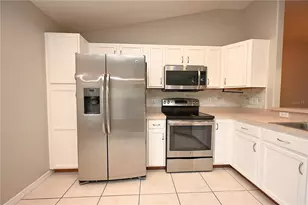 7147 Cedarcrest Blvd, Lakeland, FL 33810 - Photo 4