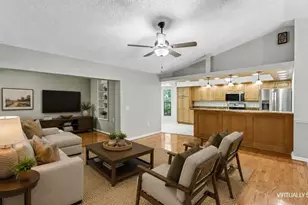 6625 Forestwood Dr W, Lakeland, FL 33811 - Photo 2