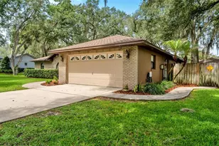 6625 Forestwood Dr W, Lakeland, FL 33811 - Photo 48