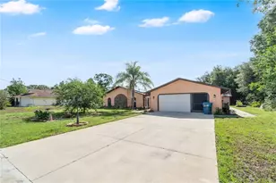 2456 Danforth Rd, Spring Hill, FL 34608 - Photo 2