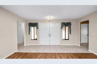1031 Rolling Woods Lane, Lakeland, FL 33813 - Photo 4