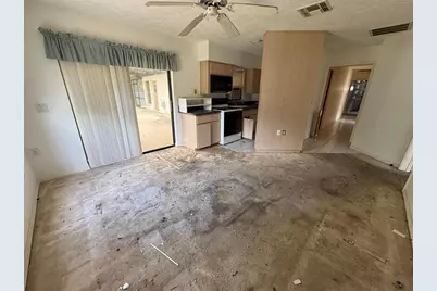 8548 Cypress Lakes Boulevard, New Port Richey, FL 34653 - Photo 10
