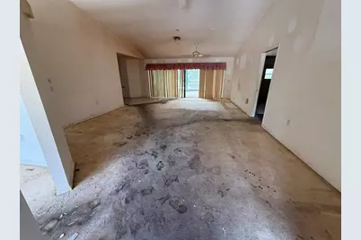 8548 Cypress Lakes Boulevard, New Port Richey, FL 34653 - Photo 2