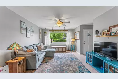 2015 E Gachet Boulevard, Lakeland, FL 33813 - Photo 4
