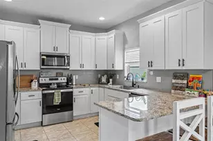 2746 Walden Woods Dr, Plant City, FL 33566 - Photo 12