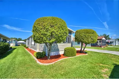 4901 Colonnades Circle E, Lakeland, FL 33811 - Photo 4