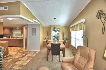 4901 Colonnades Circle E, Lakeland, FL 33811 - Photo 12