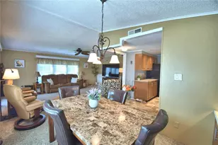 4901 Colonnades Cir E, Lakeland, FL 33811 - Photo 16