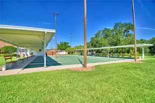 4901 Colonnades Cir E, Lakeland, FL 33811 - Photo 60