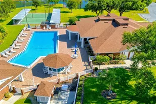 4901 Colonnades Cir E, Lakeland, FL 33811 - Photo 54