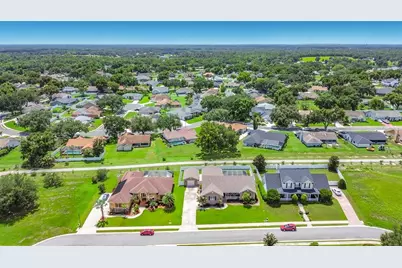 1953 Viewpoint Landings Road, Lakeland, FL 33810 - Photo 58
