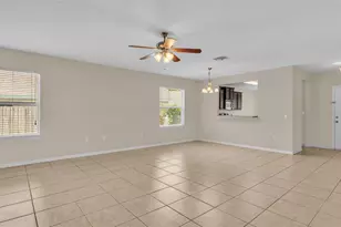 6838 Glenbrook Dr, Lakeland, FL 33811 - Photo 4