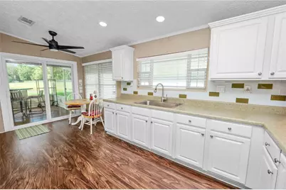 618 Cassandra Lane, Lakeland, FL 33809 - Photo 12