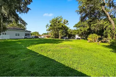 10 S Forest Street, Plant City, FL 33563 - Photo 10