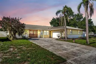 601 Fieldstone Dr, Brandon, FL 33511 - Photo 1