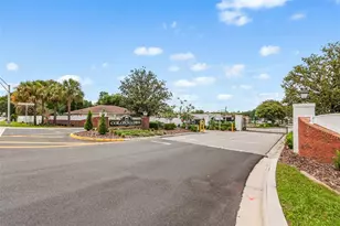 4976 Pleasant Hollow Trail, Lakeland, FL 33811 - Photo 34