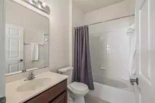 5808 Hidden Falls Ln, Apollo Beach, FL 33572 - Photo 20
