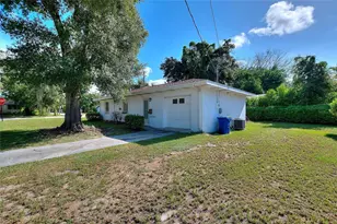 708 Ave E NE, Winter Haven, FL 33881 - Photo 4