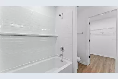 7540 Willow Wisp Drive W, Lakeland, FL 33810 - Photo 16