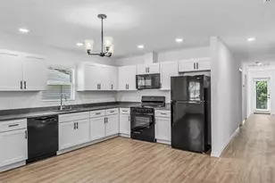 7540 Willow Wisp Dr W, Lakeland, FL 33810 - Photo 6