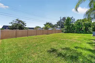 4828 Celia Cir W, Lakeland, FL 33813 - Photo 26