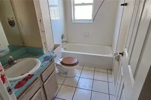 2115 Intervista Ln, Valrico, FL 33594 - Photo 14