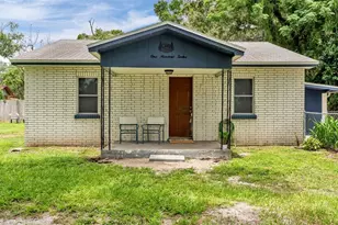 112 Palm Dr, Winter Haven, FL 33880 - Photo 2