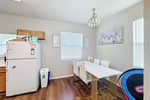 1710 NW 7th St, Gainesville, FL 32609 - Photo 12