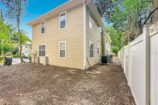 1710 NW 7th St, Gainesville, FL 32609 - Photo 32