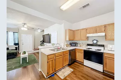 1710 NW 7th Street #604, Gainesville, FL 32609 - Photo 14