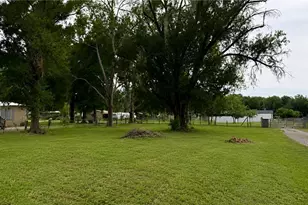 6408 Woodsman Dr, Wesley Chapel, FL 33544 - Photo 8
