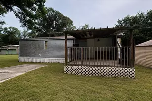 6408 Woodsman Dr, Wesley Chapel, FL 33544 - Photo 2