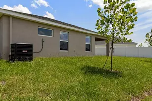 35458 Coventry Fields Loop, Zephyrhills, FL 33541 - Photo 14