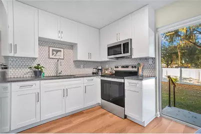 122 E Belmar Street #D, Lakeland, FL 33803 - Photo 6