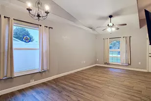 1436 Shirley Dr, Lakeland, FL 33810 - Photo 6