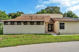 1880 N Crystal Lake Dr, Lakeland, FL 33801 - Photo 1