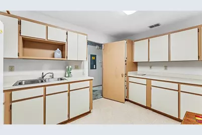 1880 N Crystal Lake Drive #69, Lakeland, FL 33801 - Photo 34