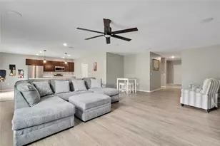 16125 Magpie Rd, Weeki Wachee, FL 34614 - Photo 6