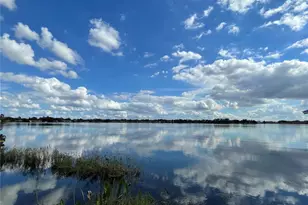 687 Lake Dexter Cir, Winter Haven, FL 33884 - Photo 2