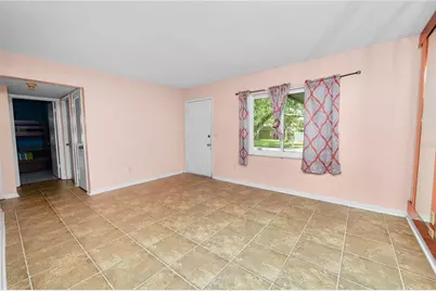 4820 Presidential Street, Seffner, FL 33584 - Photo 8