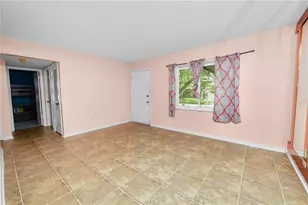 4820 Presidential St, Seffner, FL 33584 - Photo 8