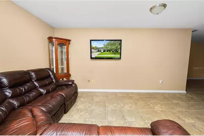 4820 Presidential Street, Seffner, FL 33584 - Photo 12