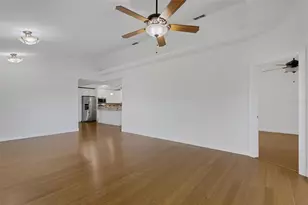 1154 Waterfall Ln, Lakeland, FL 33803 - Photo 10