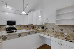 1154 Waterfall Ln, Lakeland, FL 33803 - Photo 16