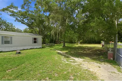 7825 Calabash Lane, New Port Richey, FL 34653 - Photo 4
