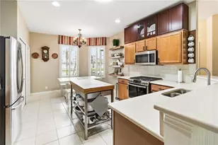 4332 Whistlewood Cir, Lakeland, FL 33811 - Photo 6