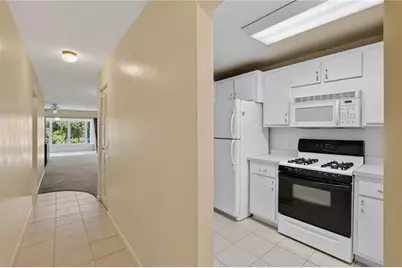 200 El Camino Drive #306, Winter Haven, FL 33884 - Photo 6