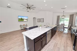 3719 Peregrine Wy, Lakeland, FL 33811 - Photo 14